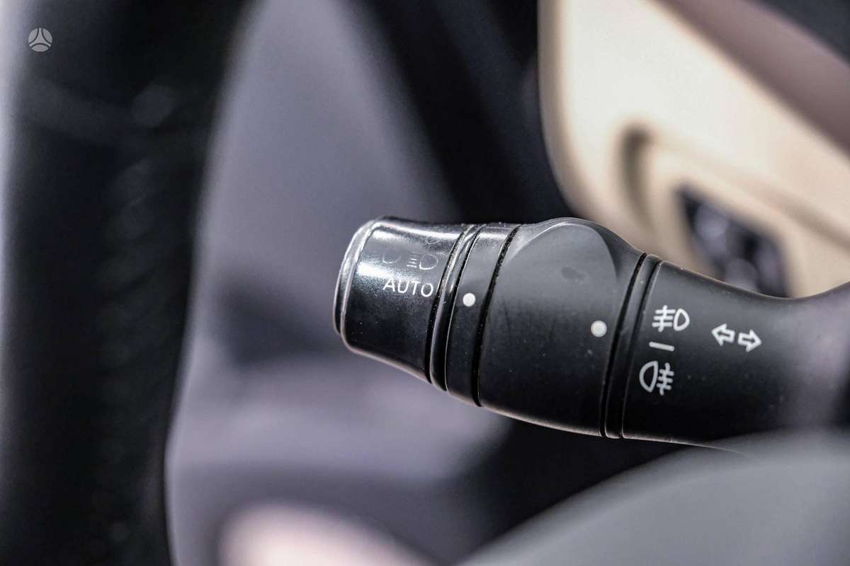 Renault Scenic 2011 — photo 15