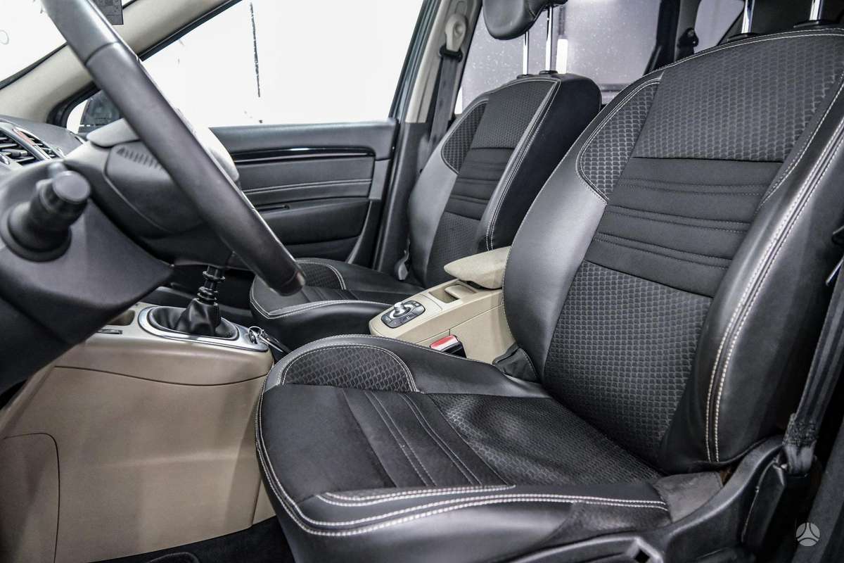 Renault Scenic 2011 — photo 6