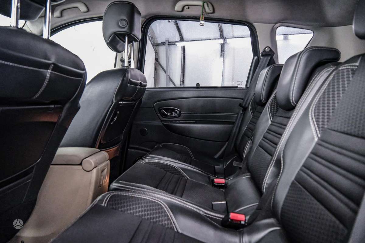 Renault Scenic 2011 — photo 9
