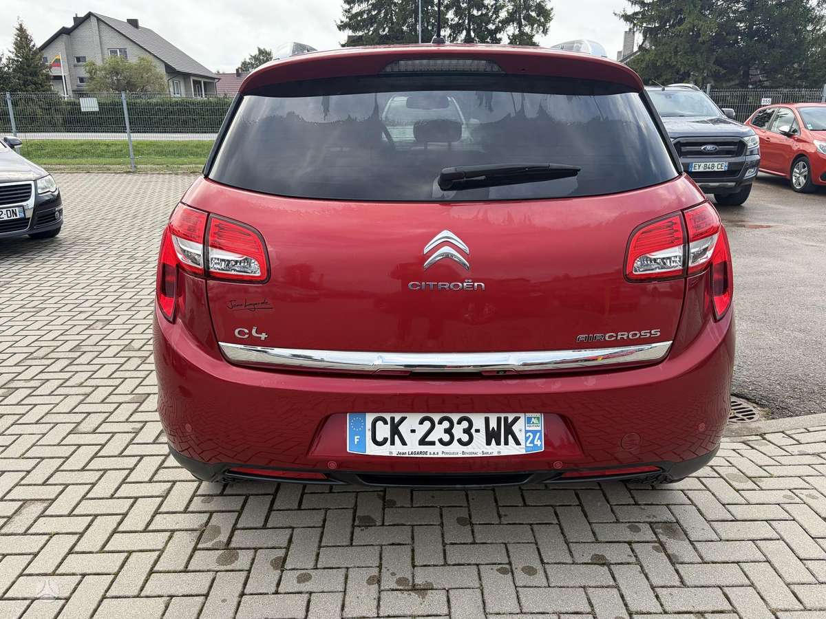 Citroen C4 2012 — photo 6