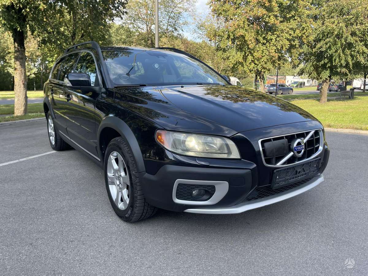 Volvo XC70, 2010