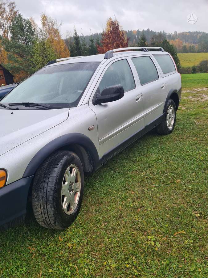 Volvo XC70 2006 — rear view