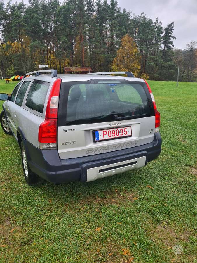 Volvo XC70 2006 — engine 2401 cm³, 185 HP (136kW)