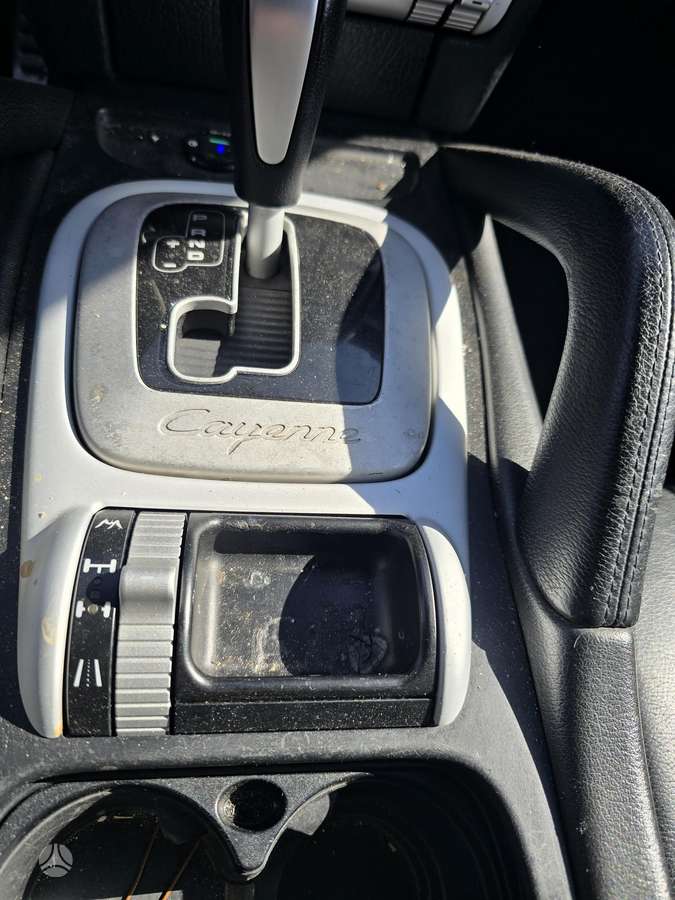 Porsche Cayenne 2006 — photo 10