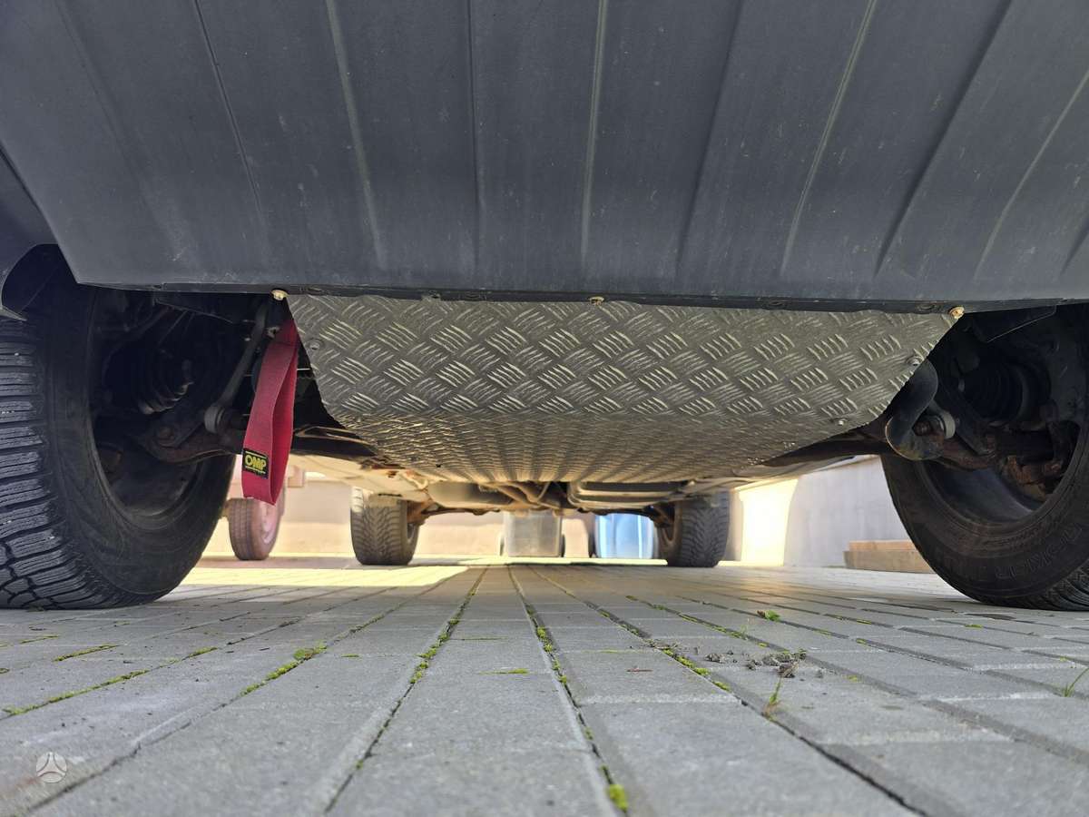 Porsche Cayenne 2006 — photo 11