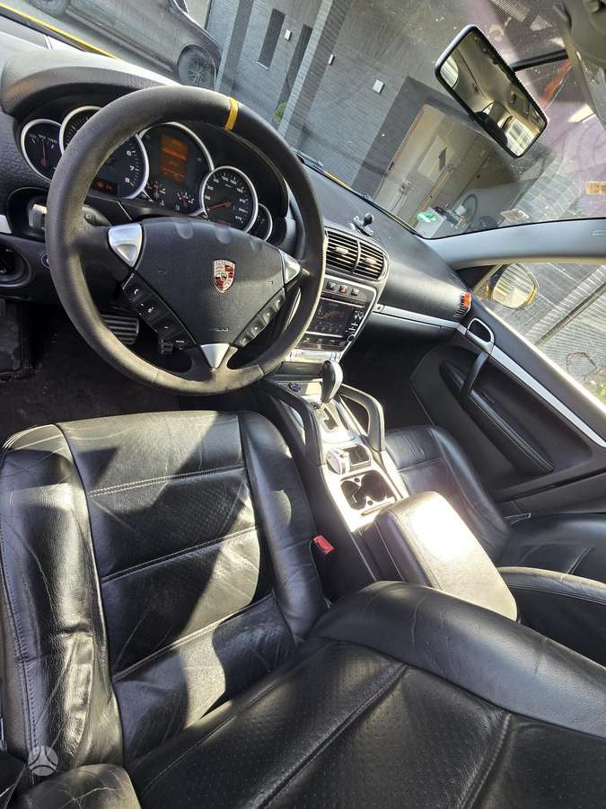 Porsche Cayenne 2006 — photo 7