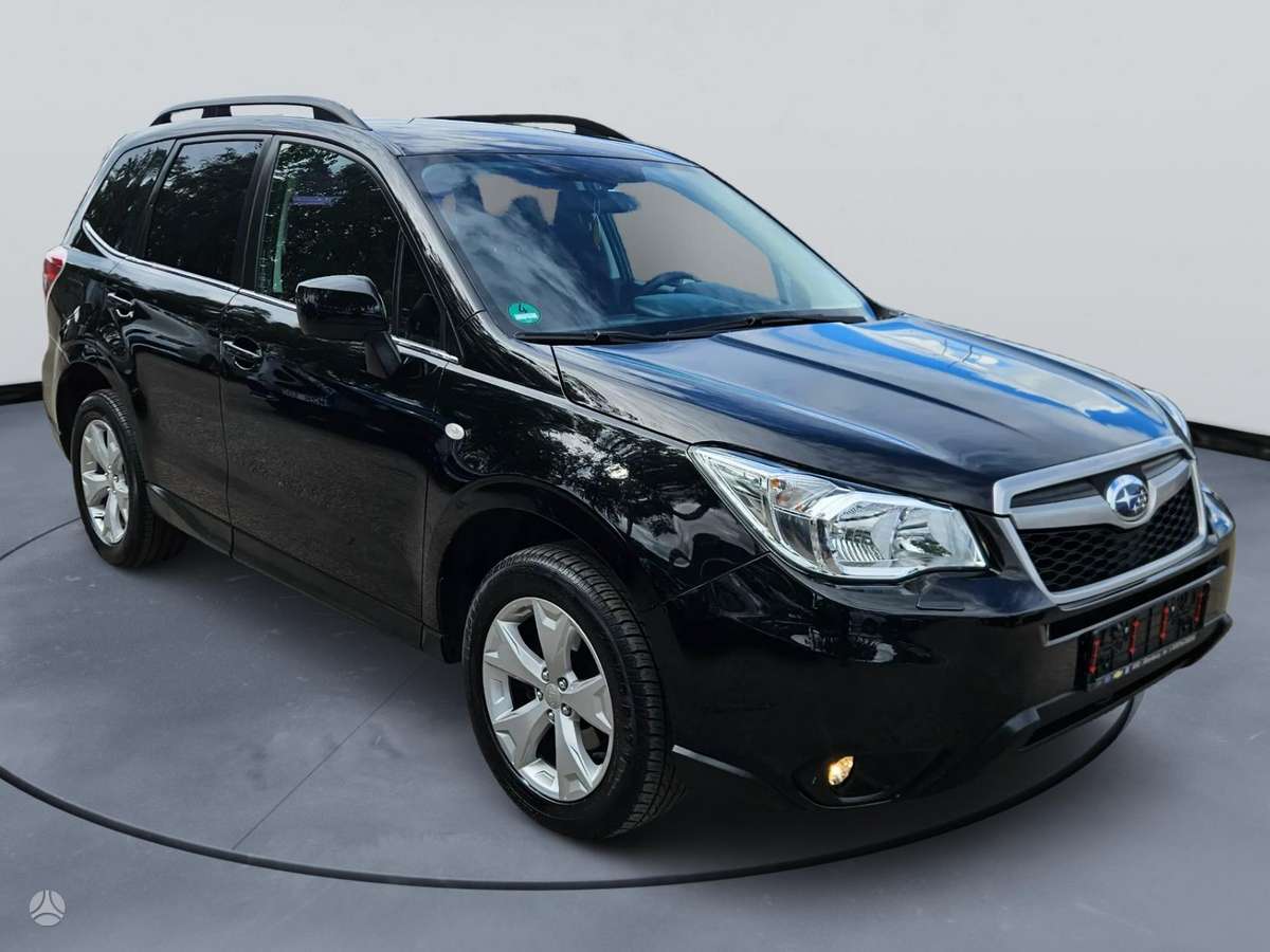 Subaru Forester 2015 — interior