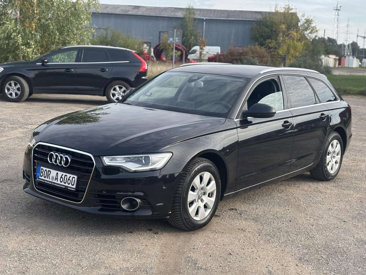 Audi A6 2013 — вигляд ззаду