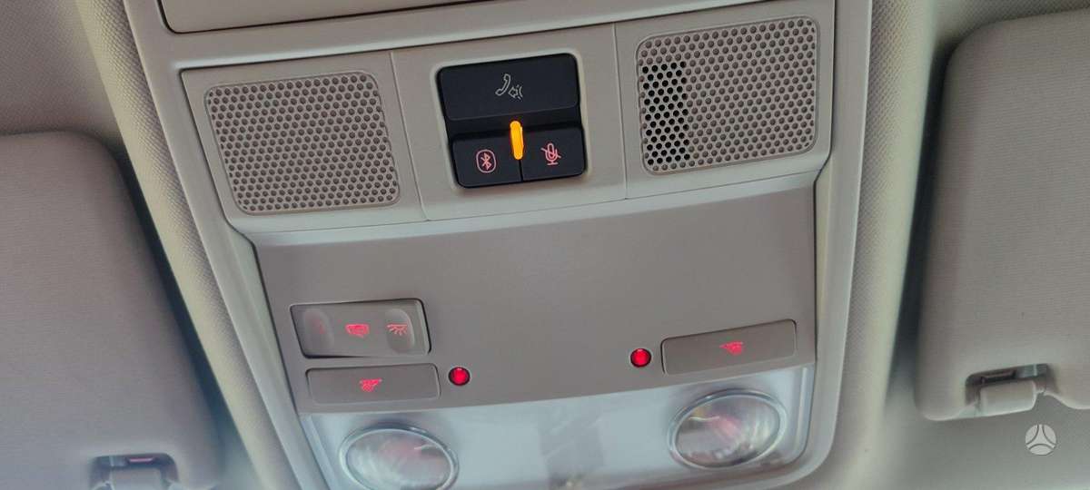 Volkswagen Golf 2009 — photo 13