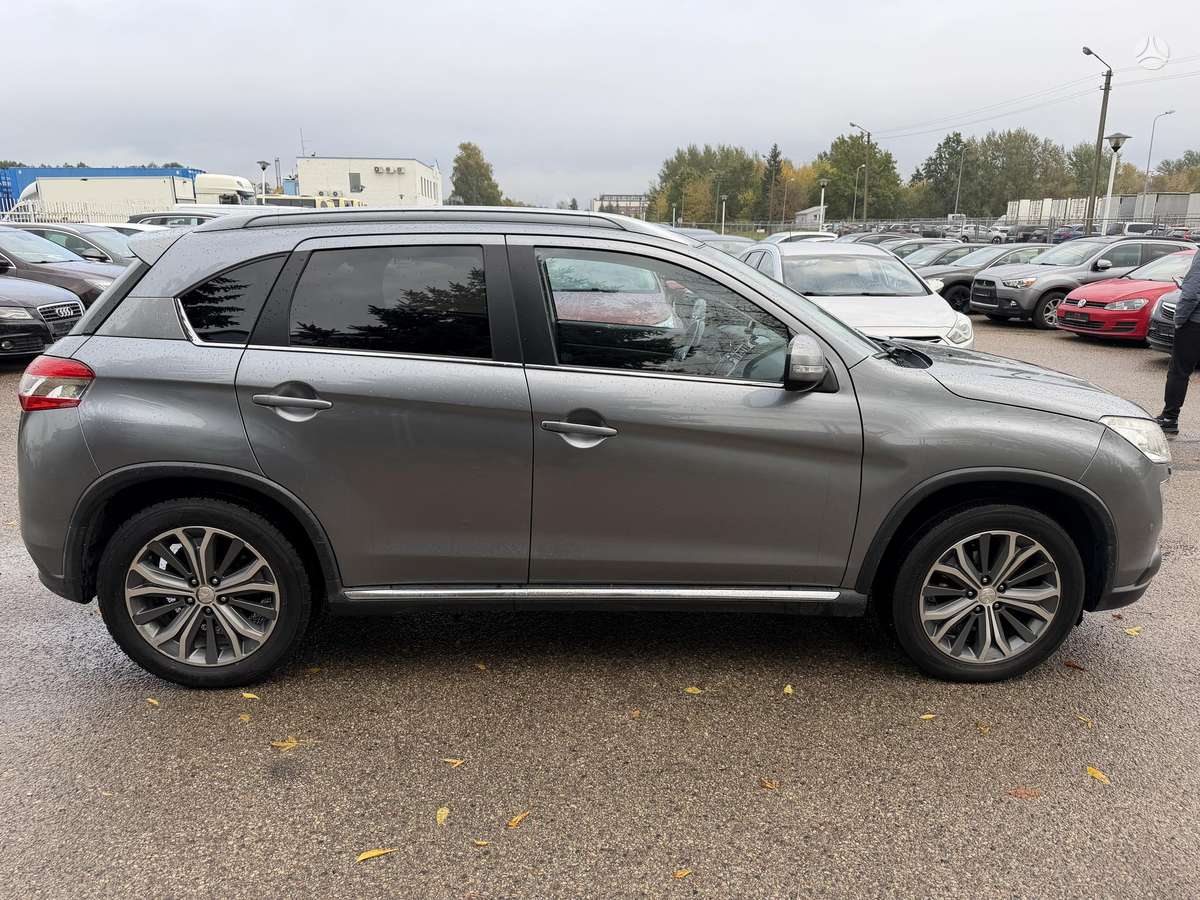 Peugeot 4008 2012 — engine 1560 cm³, 116 HP (85kW)