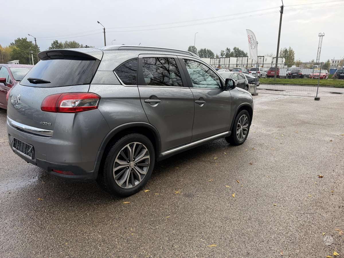 Peugeot 4008 2012 — photo 5