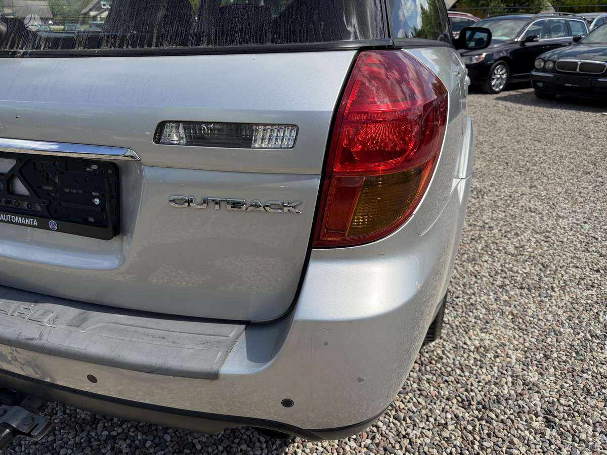 Subaru Outback 2005 — photo 15