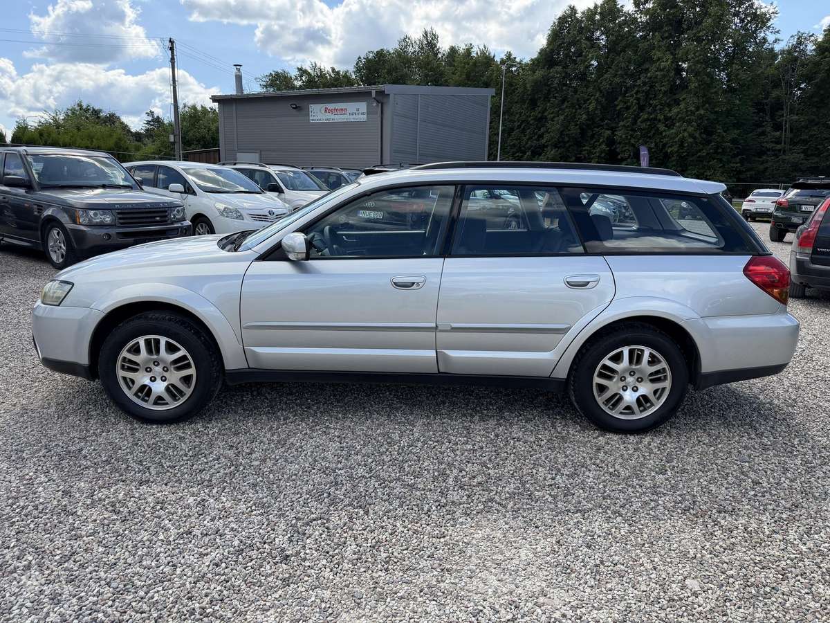 Subaru Outback 2005 — photo 16
