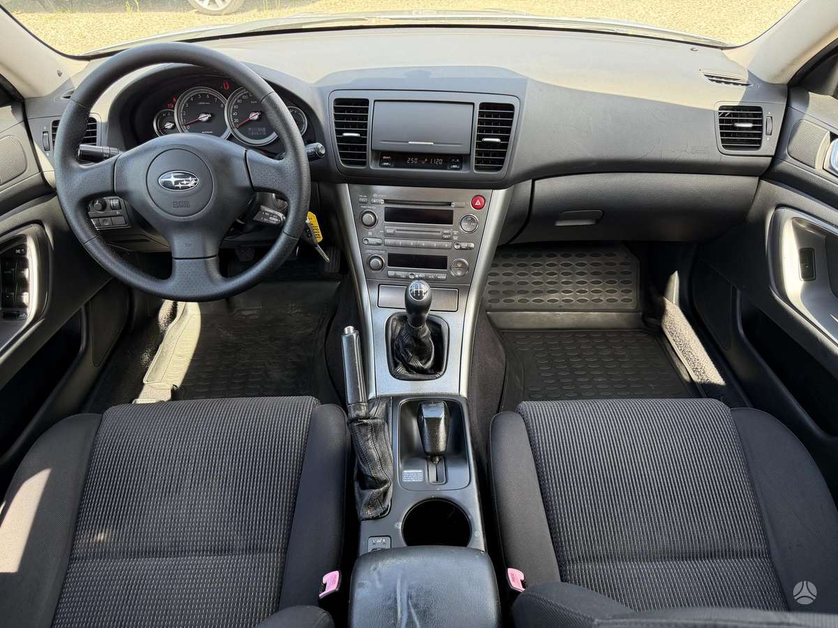 Subaru Outback 2005 — photo 23