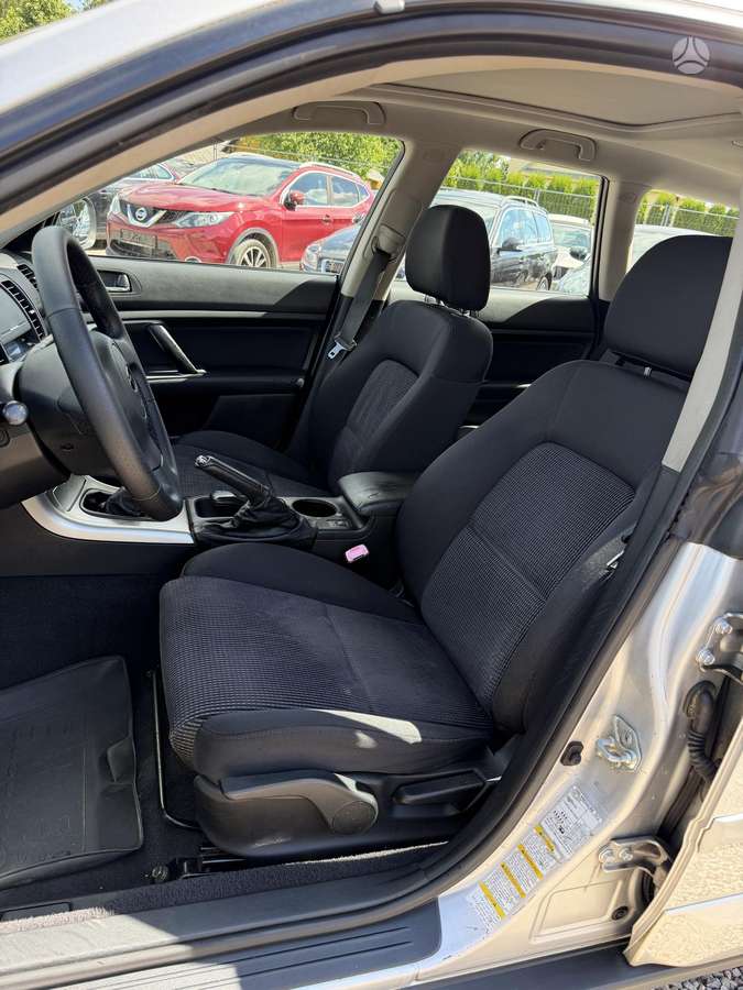 Subaru Outback 2005 — photo 26