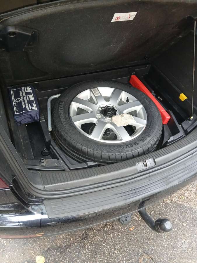 Volkswagen Touran 2007 — vehicle for AFU Ukraine