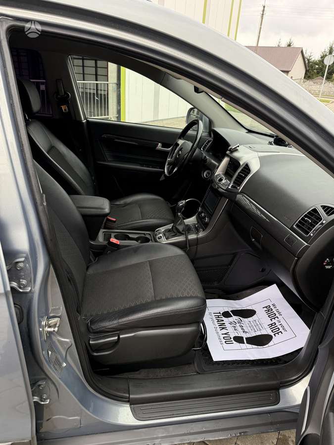 Chevrolet Captiva 2013 — photo 11