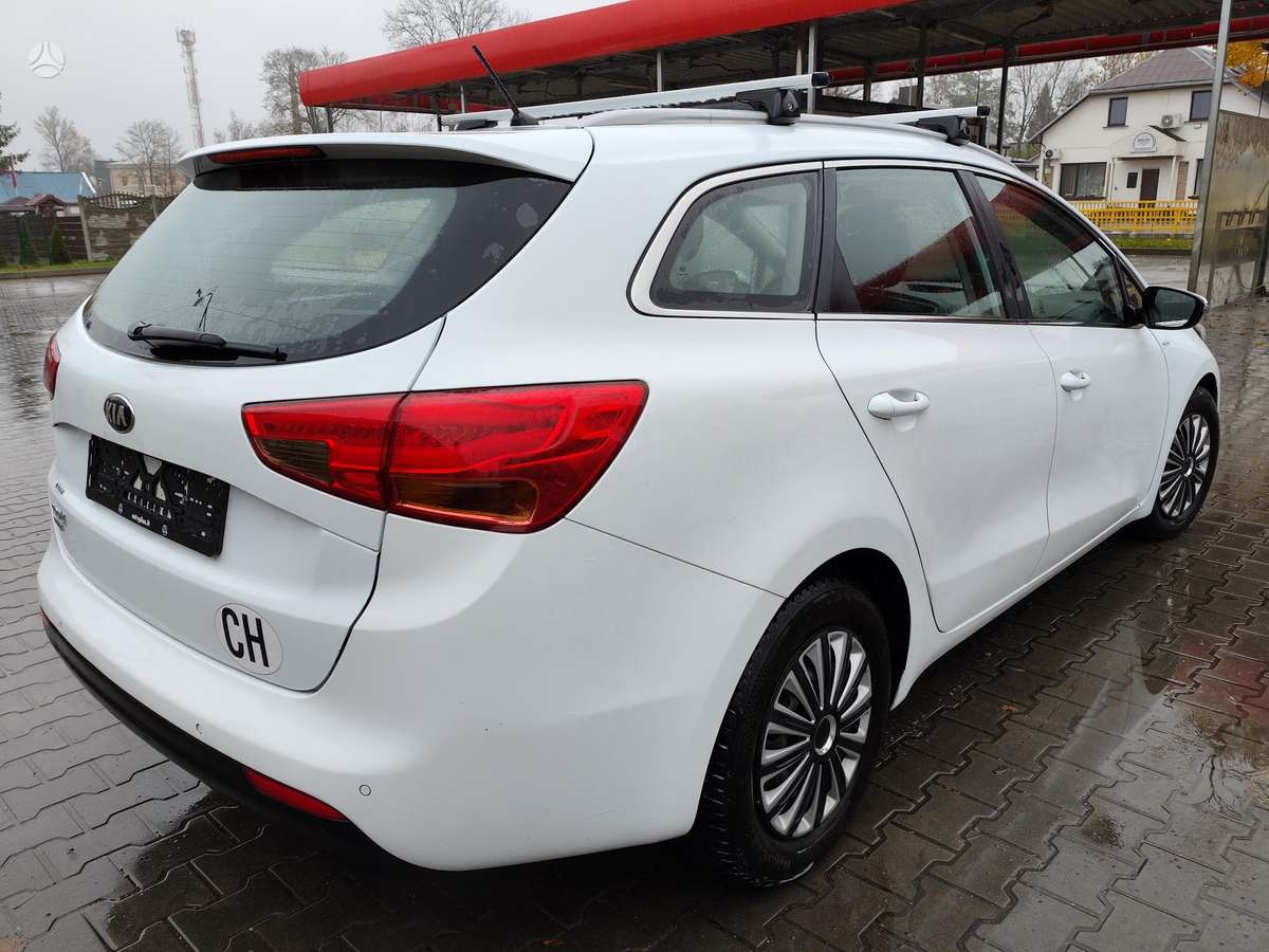 Kia Ceed 2013 — двигун 1591 cm³, 135 HP (99kW)