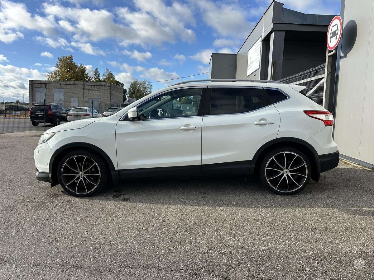 Nissan Qashqai 2015 — photo 7