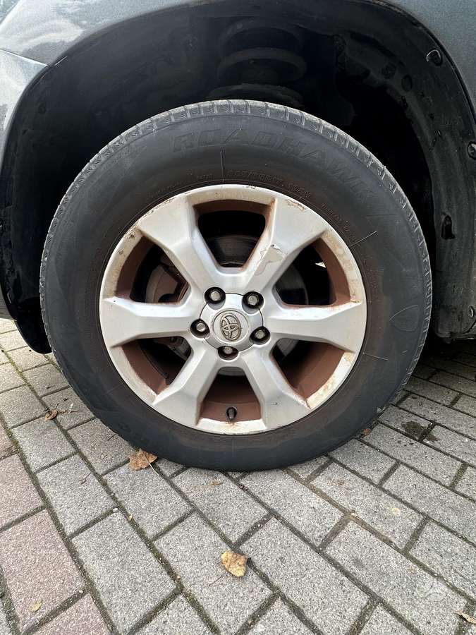 Toyota RAV4 2011 — photo 13