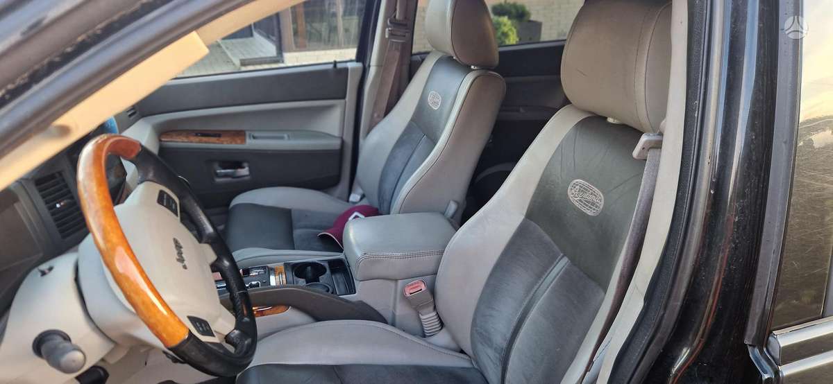 Jeep Grand 2006 — photo 9