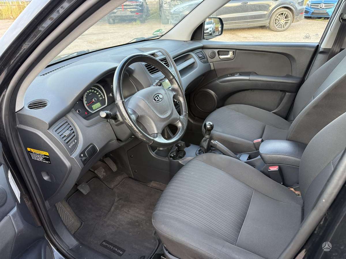 Kia Sportage 2010 — photo 5