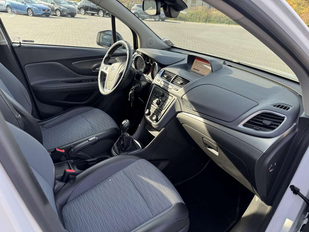 Opel Mokka 2015 — фото 21