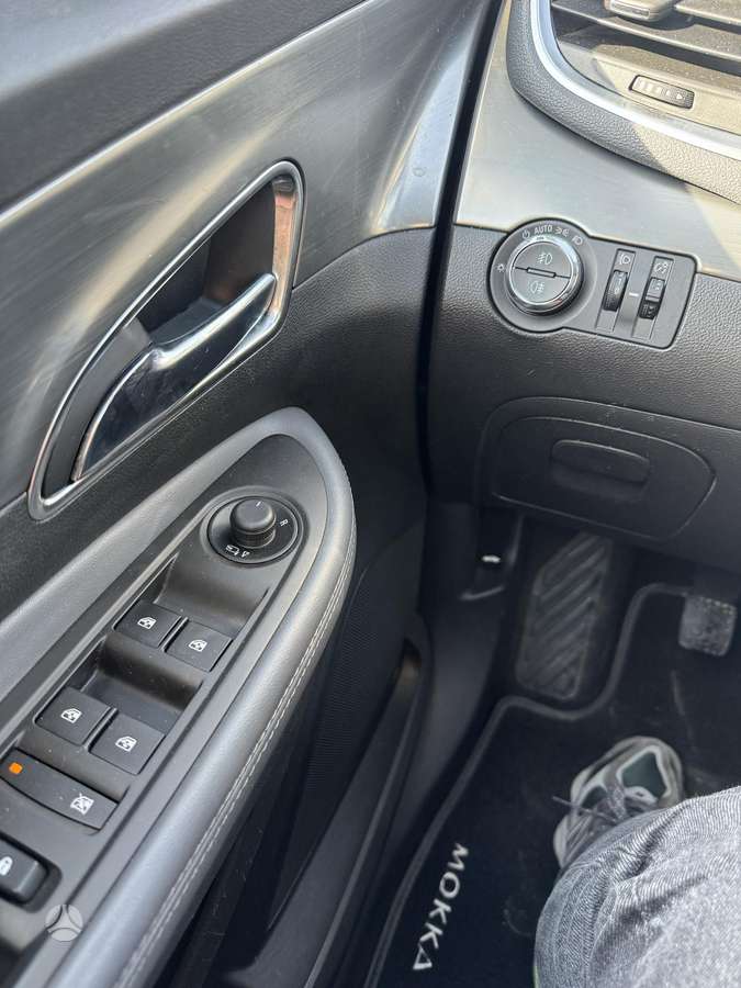 Opel Mokka 2015 — фото 30