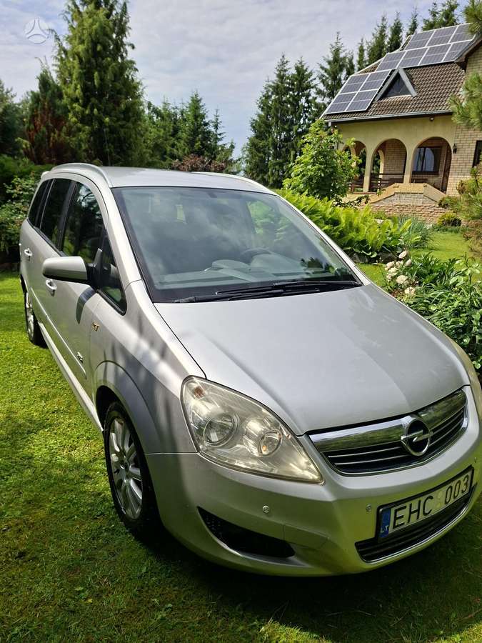 Opel Zafira 2009 — двигун 2198 cm³, 150 HP (110kW)