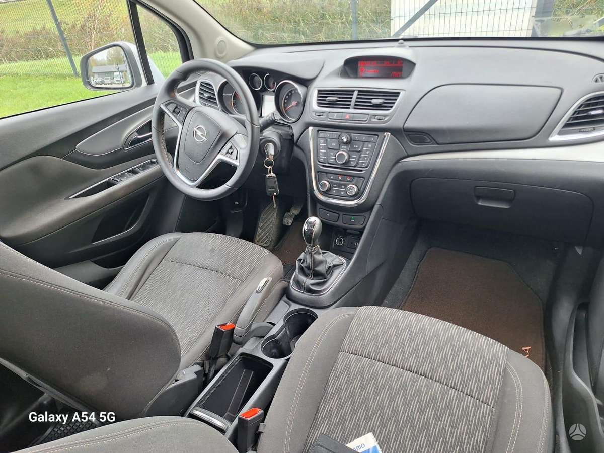 Opel Mokka 2013 — photo 11