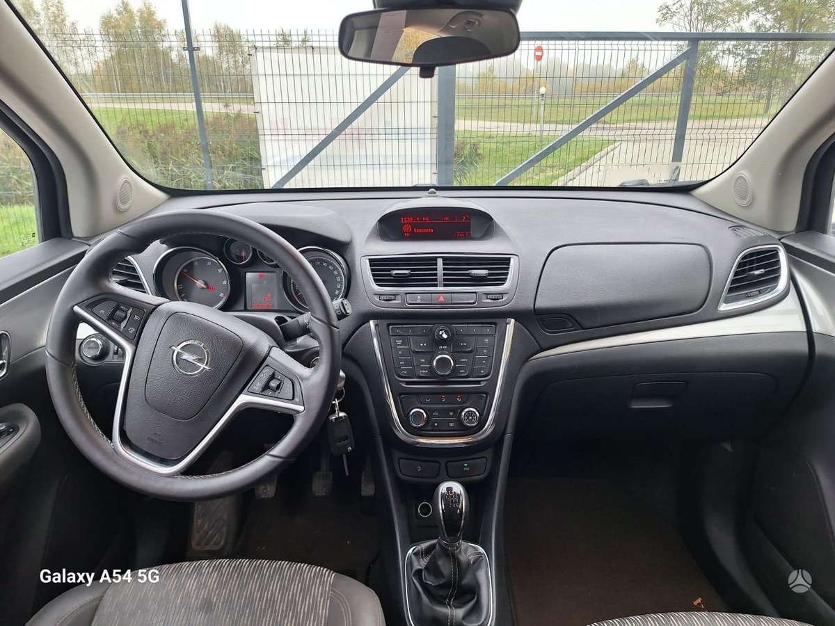 Opel Mokka 2013 — photo 9