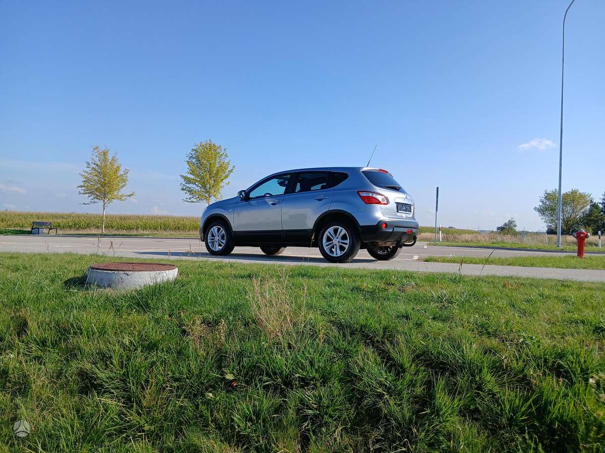 Nissan Qashqai 2011 — photo 13
