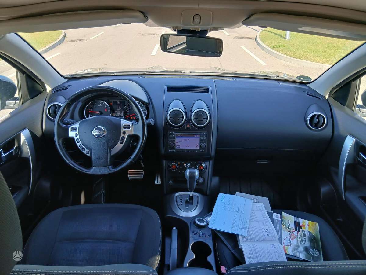 Nissan Qashqai 2011 — photo 21