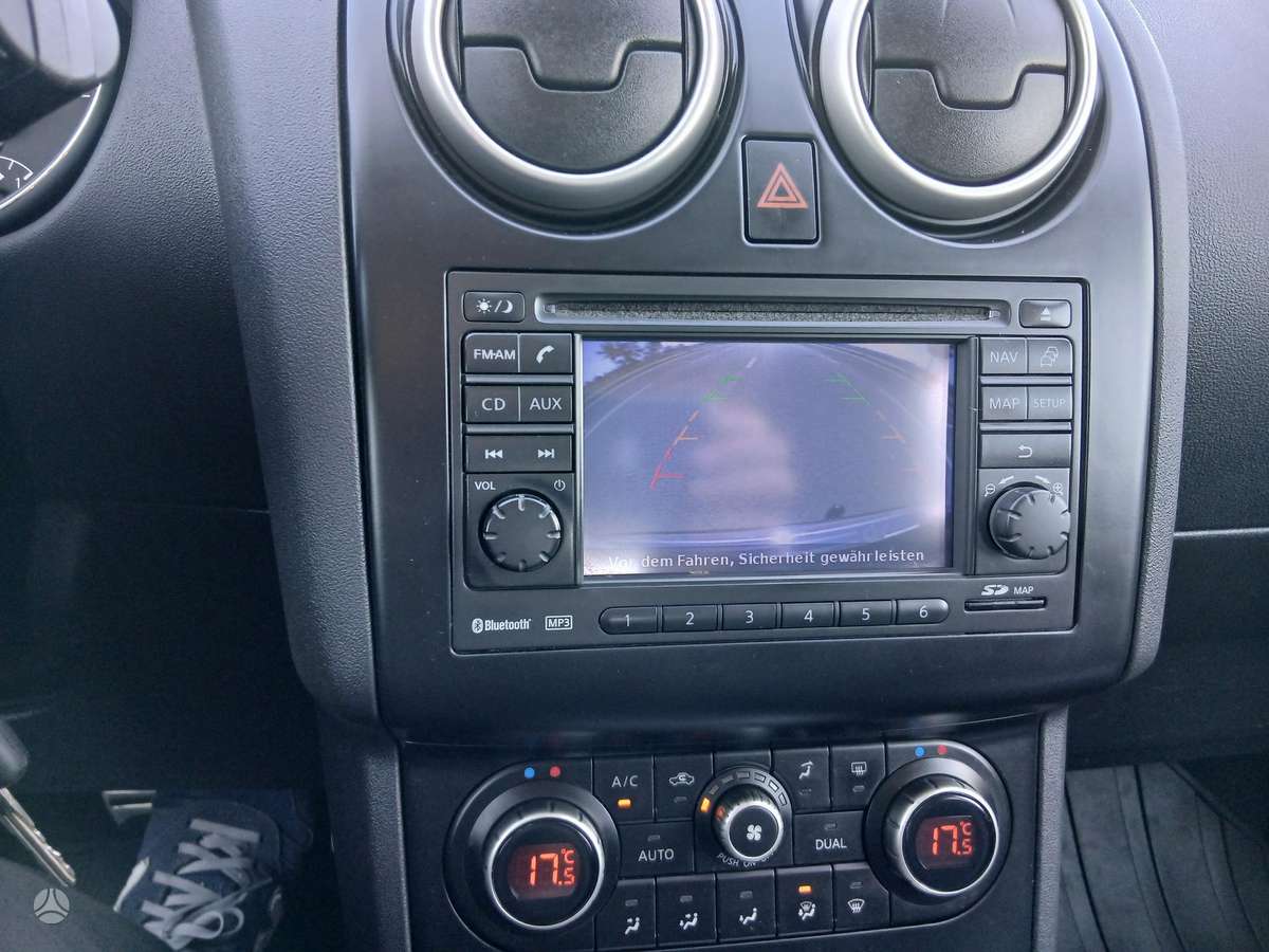 Nissan Qashqai 2011 — photo 26