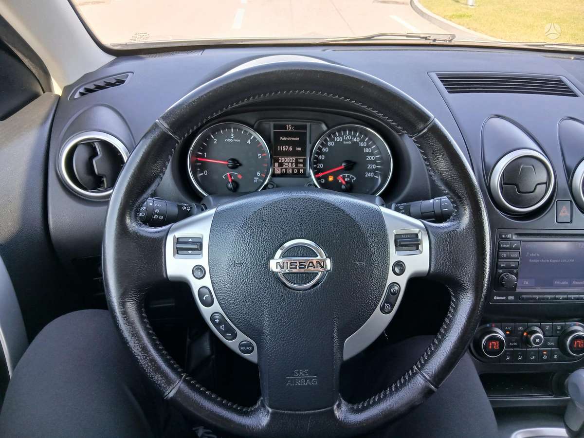 Nissan Qashqai 2011 — photo 30