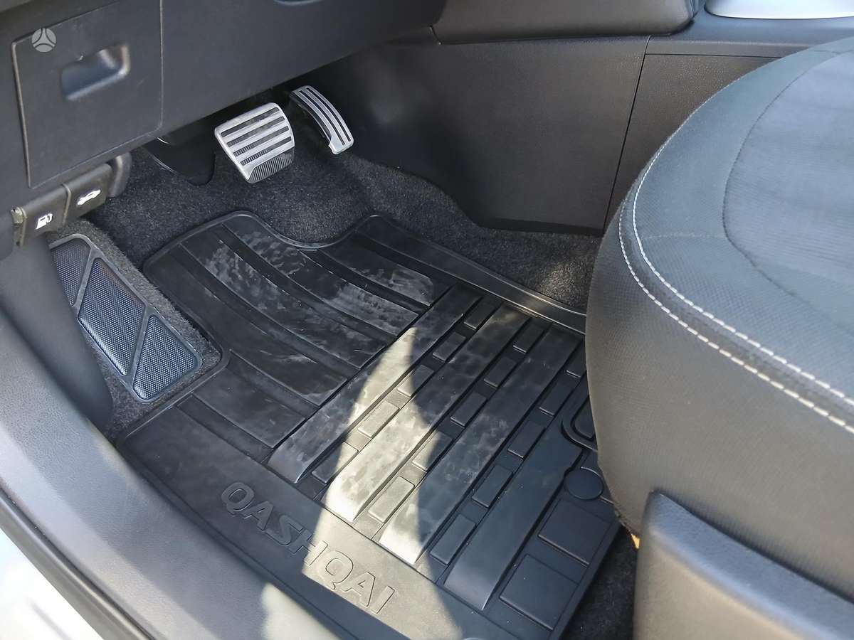 Nissan Qashqai 2011 — photo 38