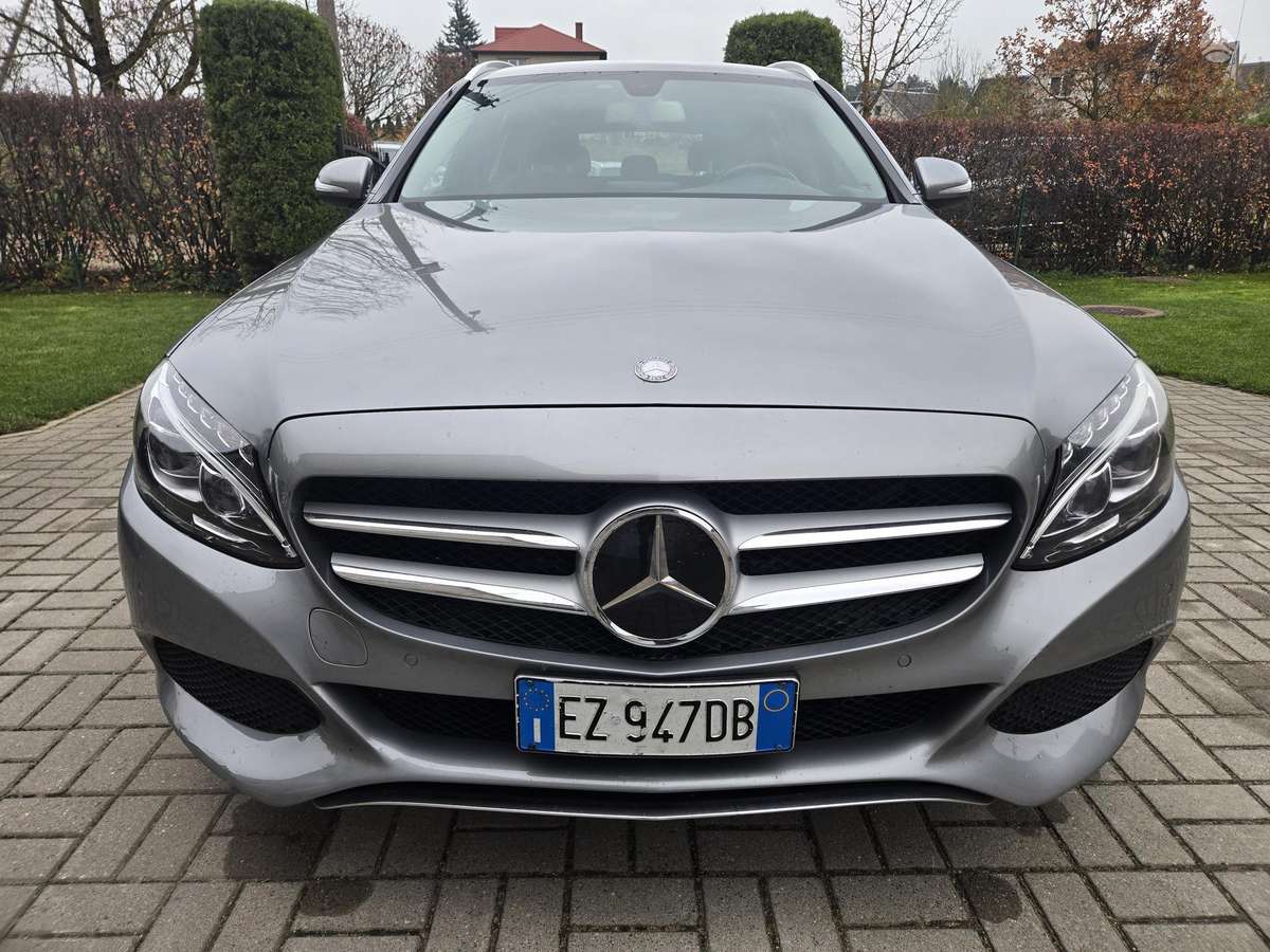 Mercedes-Benz C200, 2015