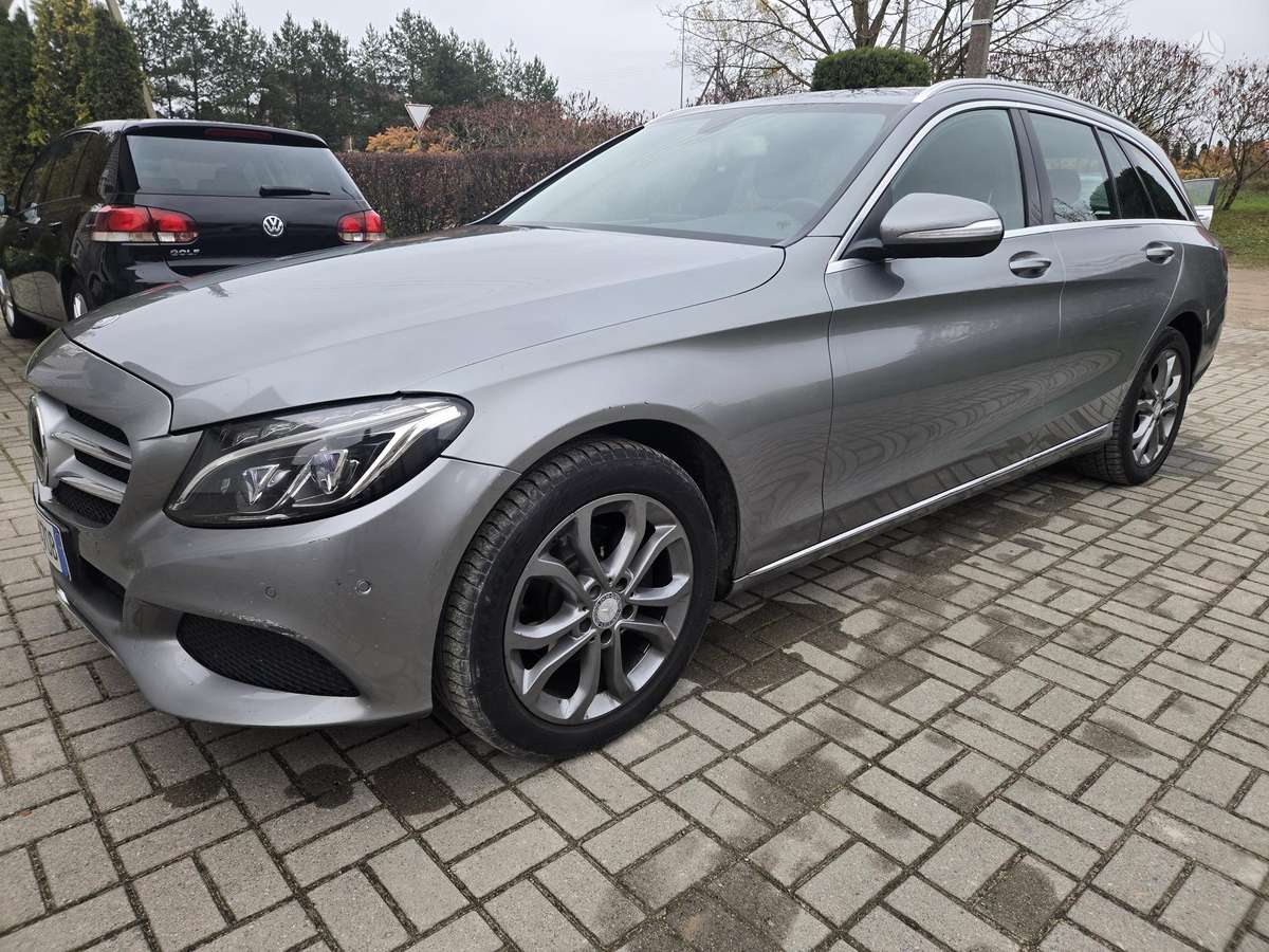 Mercedes-Benz C200 2015 — photo 8