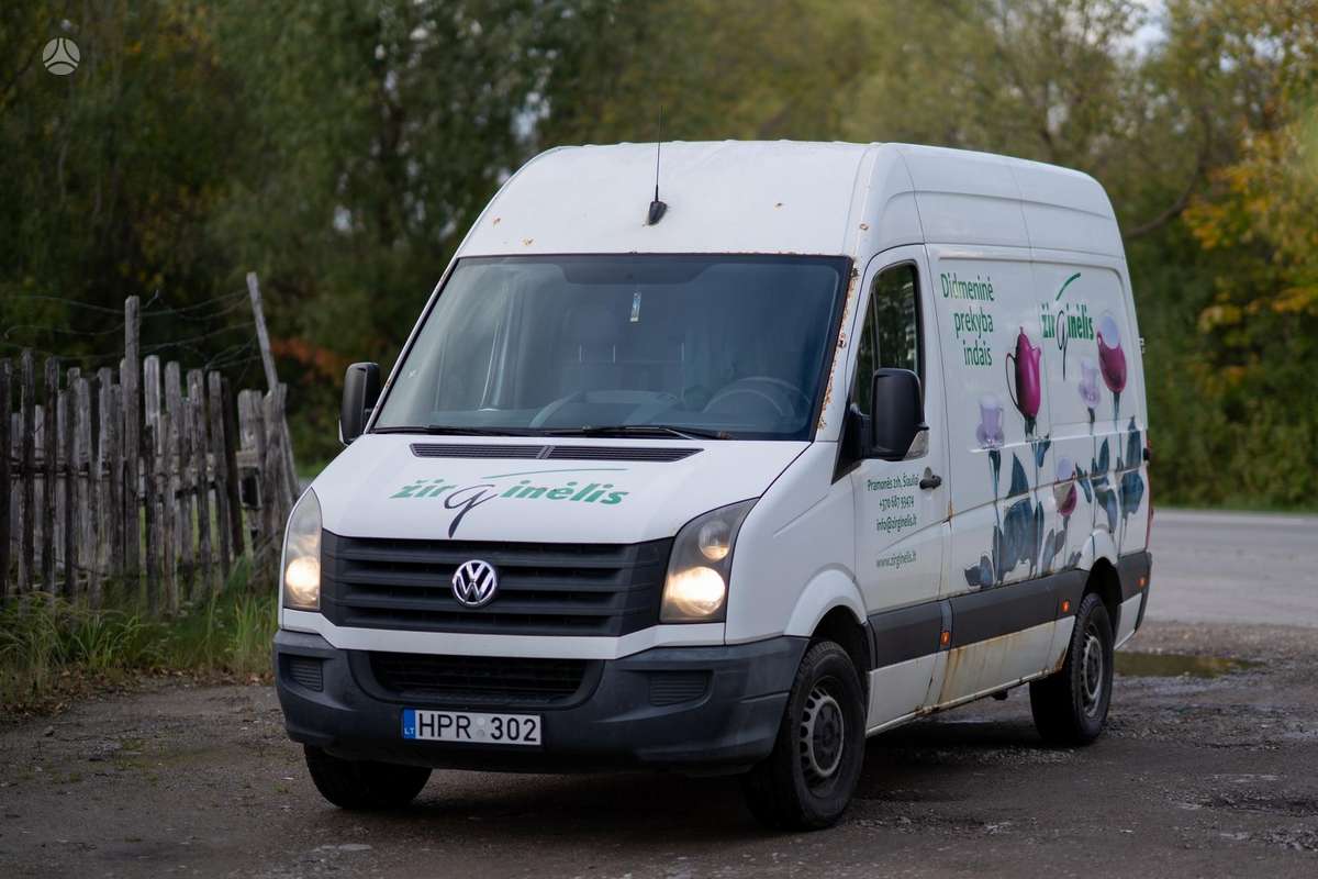 Volkswagen Crafter 2012 — салон