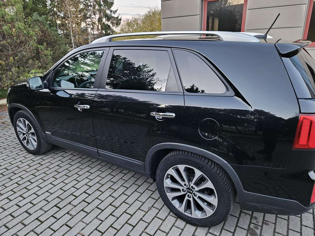 Kia Sorento 2015 — photo 13