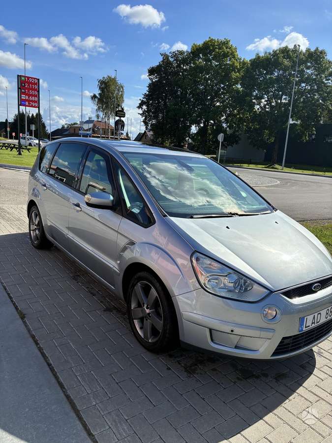 Ford S-MAX 2007 — interior
