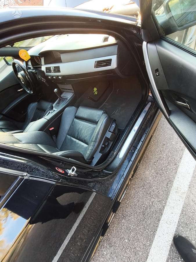 BMW 530 2006 — photo 6