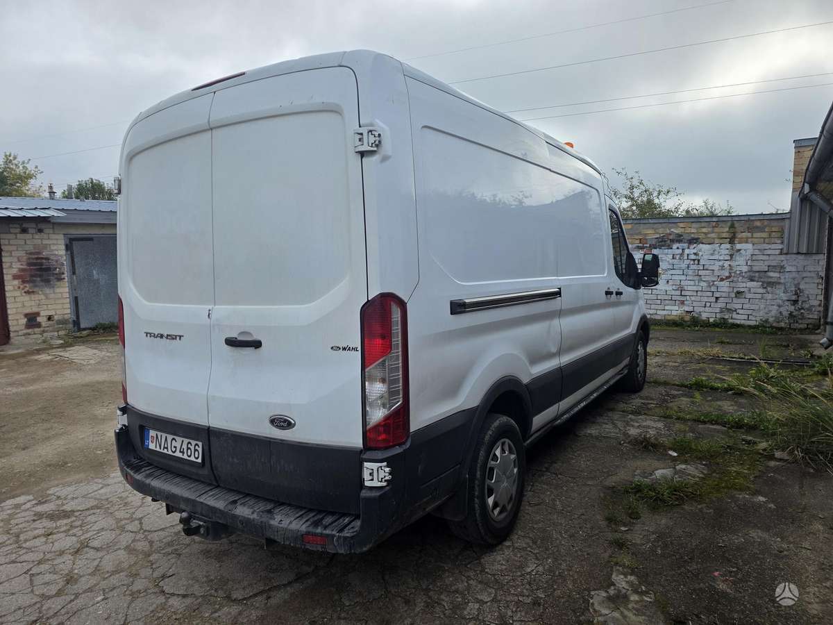 Ford Transit 2014 — interior