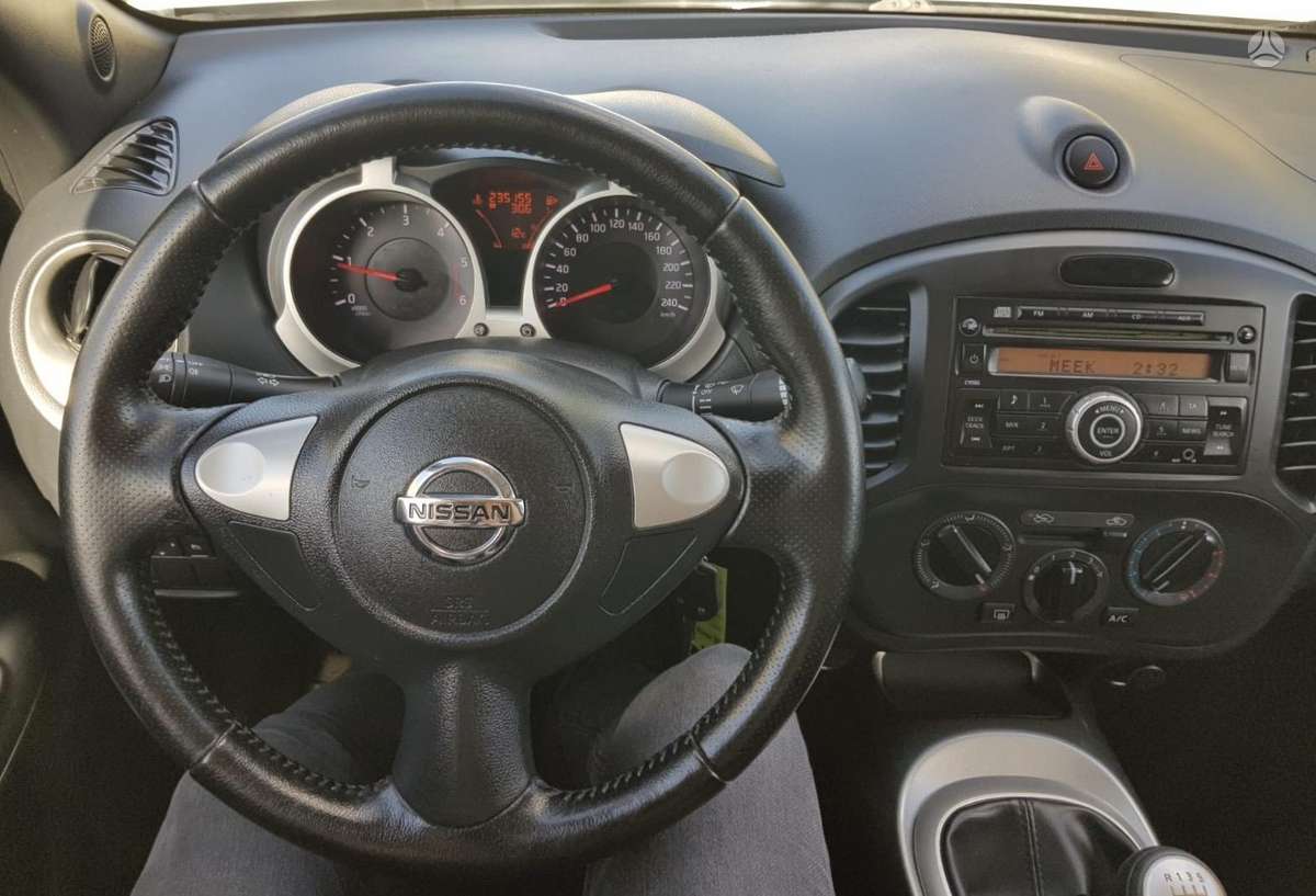 Nissan Juke 2013 — photo 10