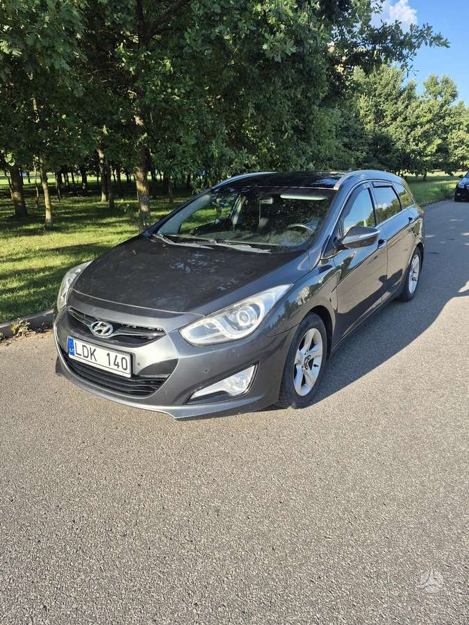 Hyundai i40, 2012
