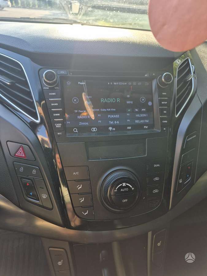 Hyundai i40 2012 — photo 11