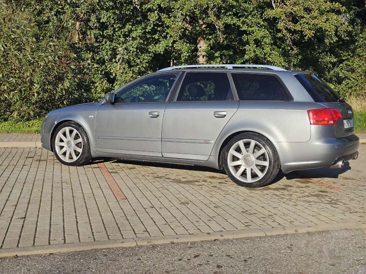 Audi A4 2005 — двигун 2967 cm³, 204 HP (150kW)
