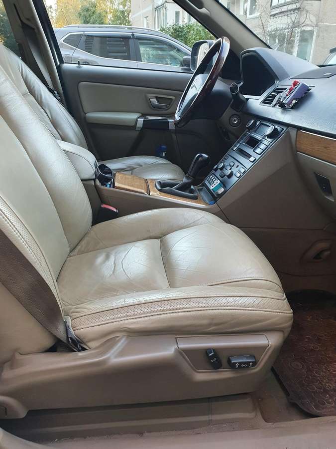 Volvo XC90 2008 — photo 10
