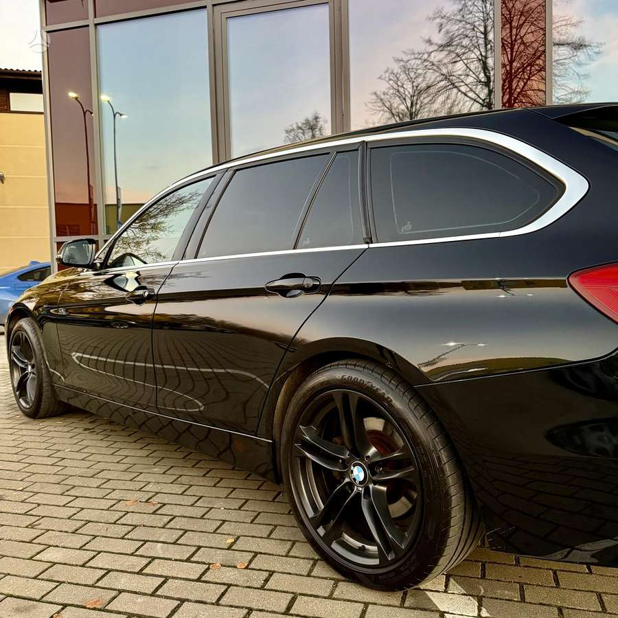 BMW 318 2013 — photo 10
