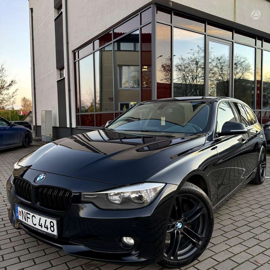 BMW 318 2013 — photo 16